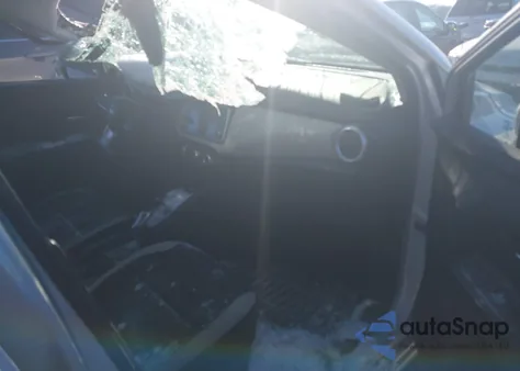 2021 Nissan Versa z USA, uszkodzony, nr VIN 3N1CN8EV2ML884469